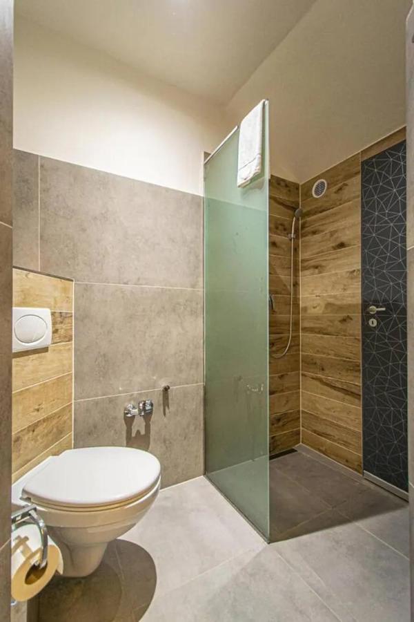 Cozy Homestay At Prague Main Station Exteriér fotografie
